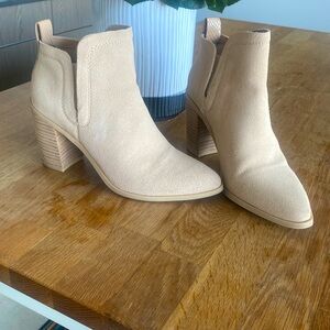 Dolce Vita Booties